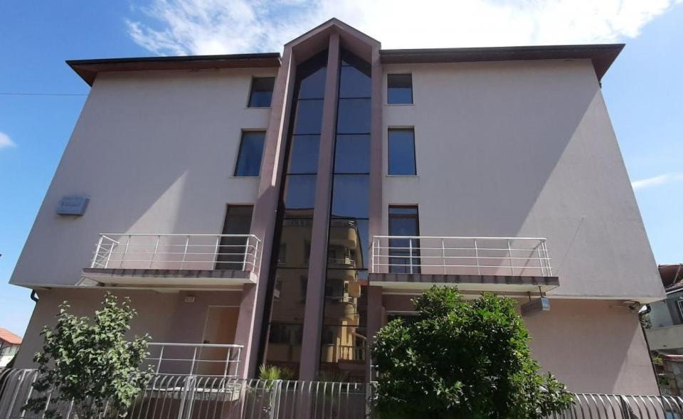 Family Hotel Favourite Obzor Exterior foto